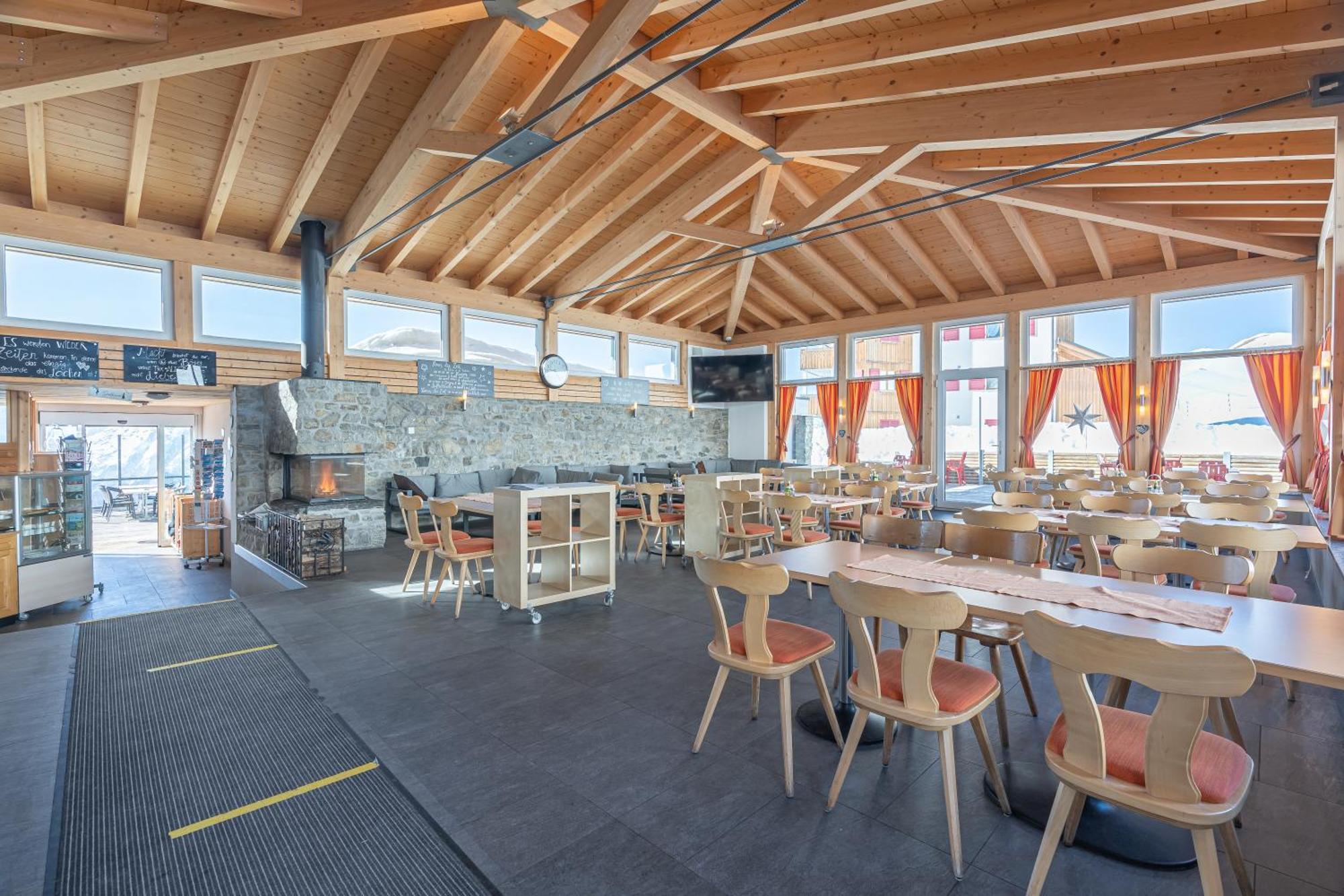 Appartmenthaus Bergfreund フィエッシュ エクステリア 写真