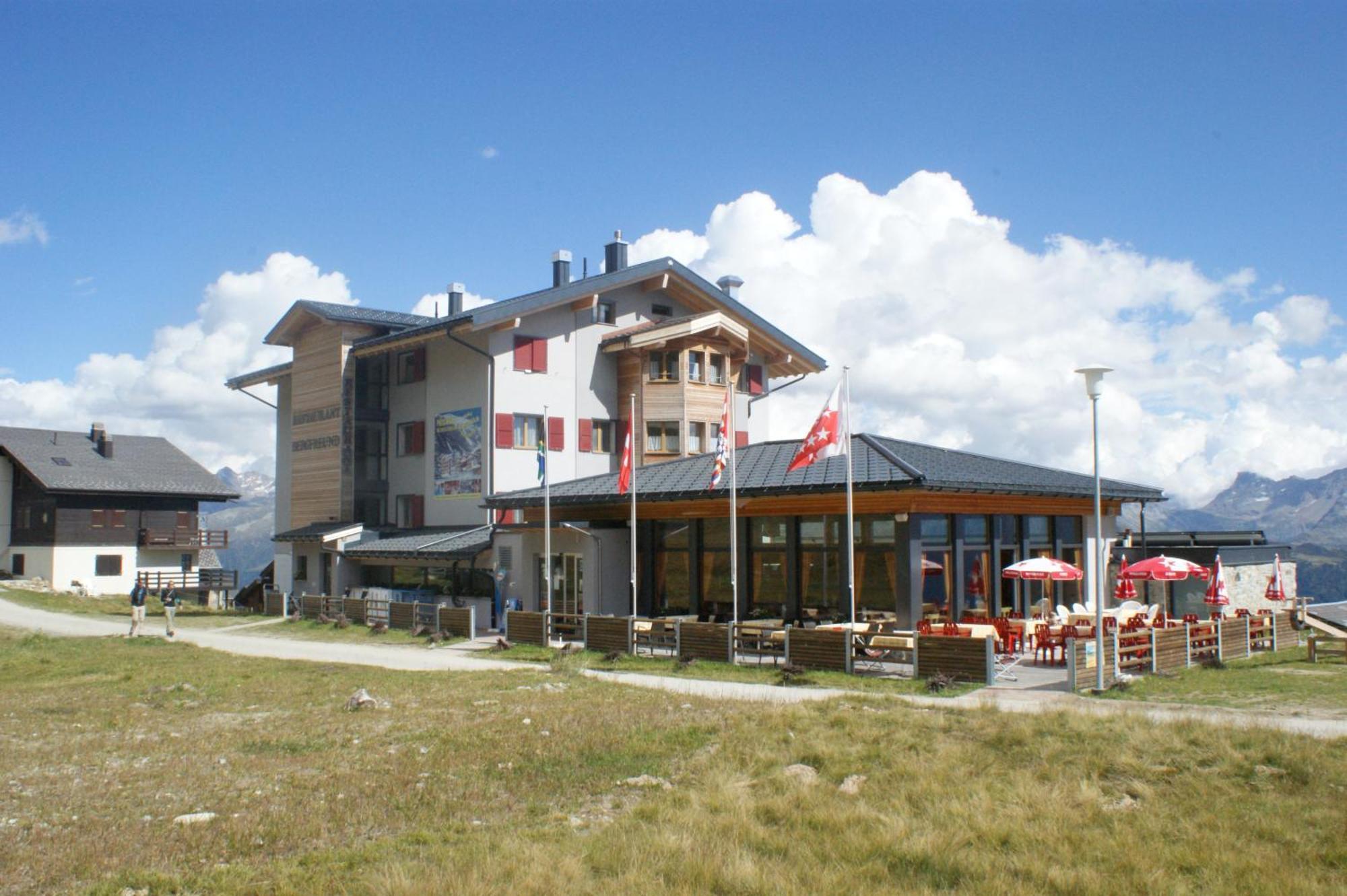 Appartmenthaus Bergfreund フィエッシュ エクステリア 写真